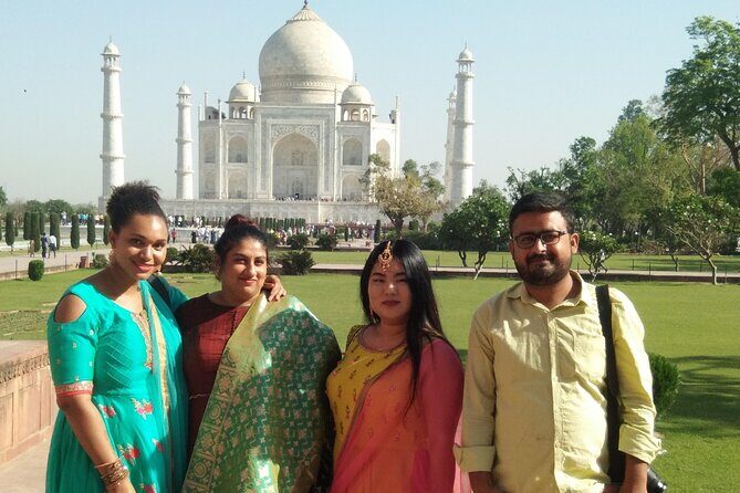 Private Agra Taj Mahal with local expert - Agra Fort and Baby Taj: a fuller day beyond the main gate