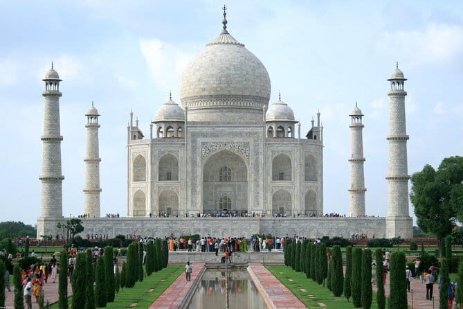Private Agra Tour to TajMahal from Delhi by Car - Price and value: is $30 per person a good deal for Agra?
