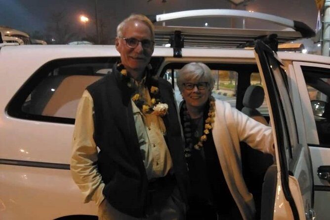 Private Airport Transfer - DEL Airport to Hotel OR Hotel to DEL Airport - Meet Your Driver at DEL: Gate 5, Name Card, and Your Must-Send Info
