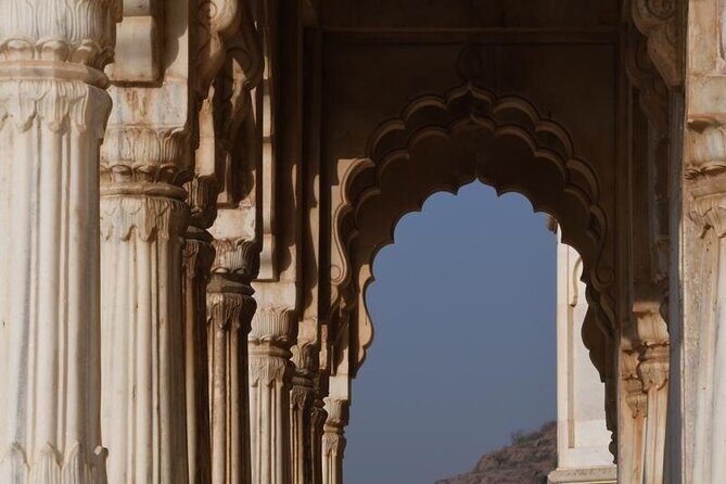 Private and Luxury Blue City Tour Pickup & Drop-Off by Pawan - Snacks Included: Best Samosa and Tea or Saffron Lassi