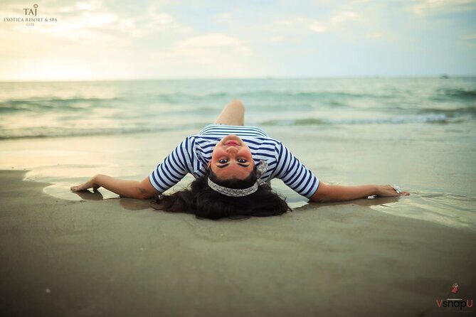 Private Beach Photoshoot in North Goa by Professional Photographer - The Photographer’s Job: Turning Beach Time Into Photos That Look Like You