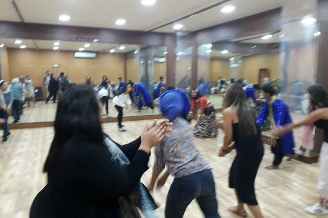 Private Bollywood and Mumbai City Tour with Meal - Victoria Terminus, Municipal Building, and the architectural “bounce”