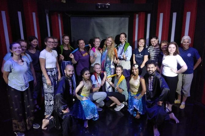 Private Bollywood with Slum Tour Inclusive of Guide and Transport - Who should book this tour, and who should skip it