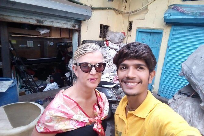 Private Bollywood with Slum Tour Inclusive of Guide and Transport - Dharavi with a local guide: what you’ll actually see