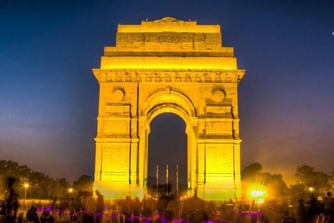 Private city tour of delhi with guide and driver - Chandni Chowk by rickshaw: narrow lanes, spices, and real street energy