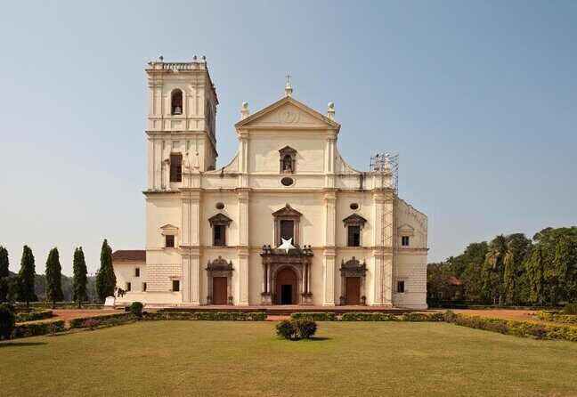 Private City Tour of South Goa - Dona Paula Beach: calm sand, the Image of India statue, and souvenir time