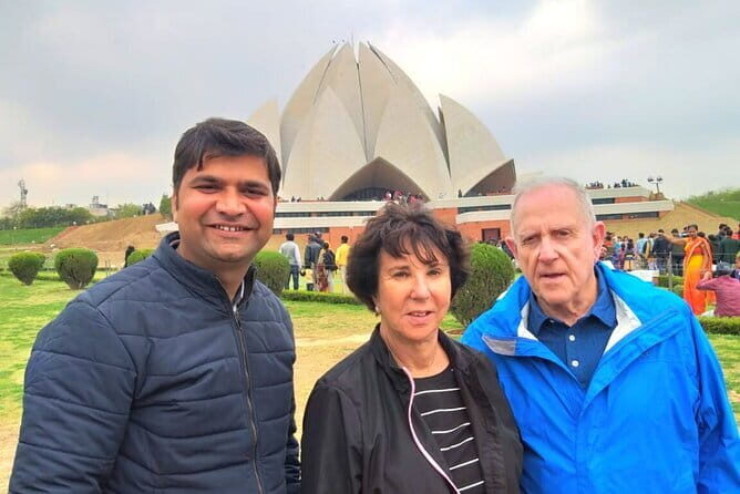 Private Customized Tour Of Old/New Delhi Spiritual Sites - Akshardham Temple: modern temple design and culture in one stop