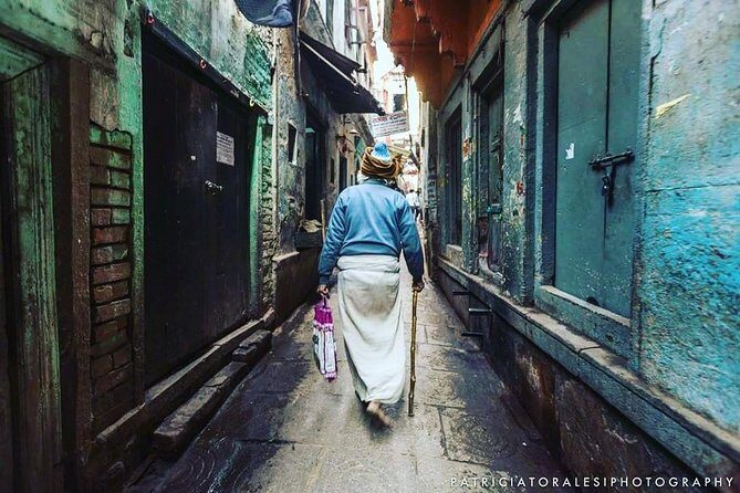 Private Day Tour in Varanasi - Monkey (Durga) Temple and the quick street-temple reset