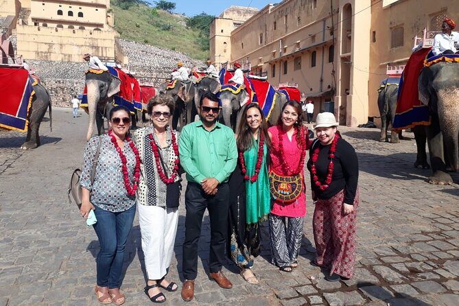 Private day tour of Jaipur with Driver and Guide - Private Jaipur, done the easy way (A/C pickup + a guide who answers the why)
