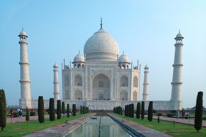 Private Day Tour of Tajmahal From New Delhi Including Agra Fort and Baby Taj - Hotel pickup, air-conditioned comfort, and a guide who keeps you ahead