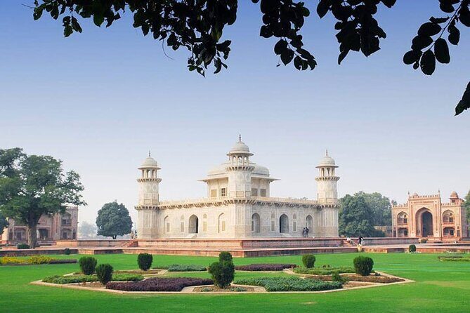 Private Day Tour Taj Mahal Agra Fort Baby Taj From Delhi By Car - Agra Fort: the red-sandstone counterweight to the Taj
