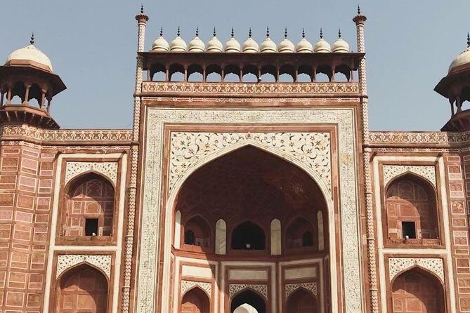Private Day Tour to Taj Mahal from Delhi - Buffet lunch in Agra: a break that doesn’t waste the day
