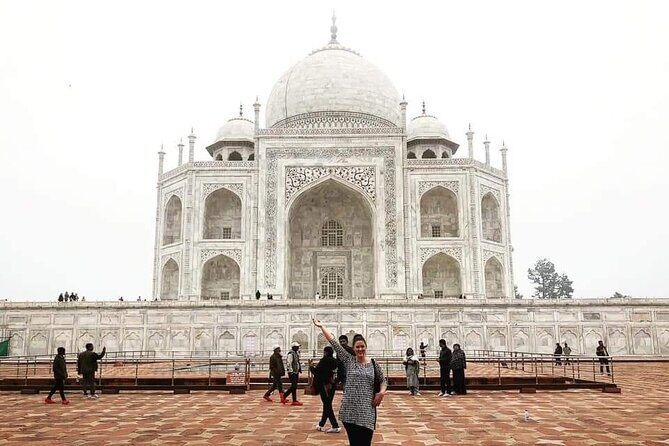 Private Day Trip from Jaipur Taj Mahal and Fathepur Sikri - Price and value: why $63.55 can work (or not)