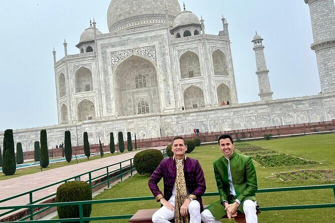 Private Day Trip from Jaipur Taj Mahal and Fathepur Sikri - Taj Mahal: two hours to make it count