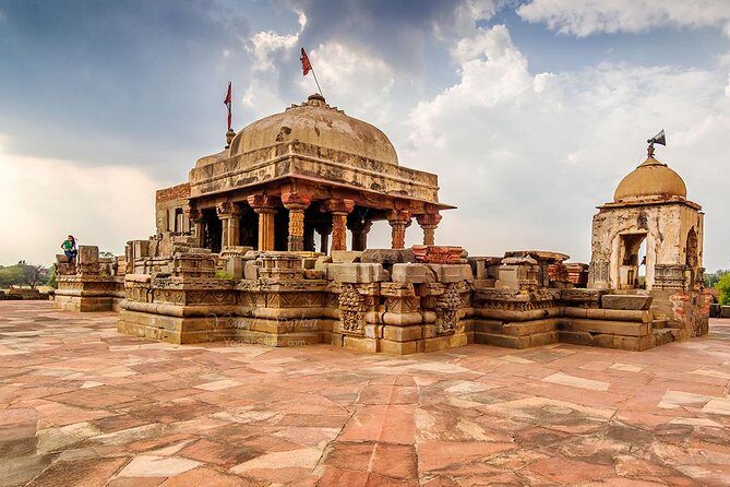 Private Day Trip to Abhaneri Chand Baori Stepwell from Jaipur - Private Day Trip to Abhaneri from Jaipur: Worth the Time Out of the City?