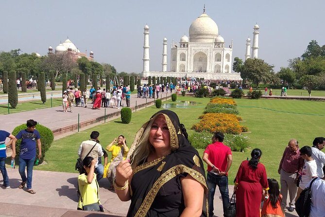 Private Day Trip to Agra By Car - Taj Mahal: a guided start, then your time to look slowly