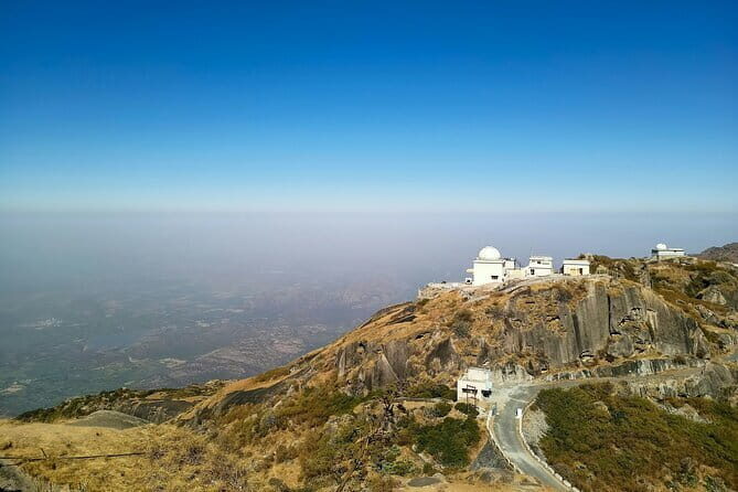 Private Day Trip to Mount Abu from Udaipur by Car - Nakki Lake and the optional boat ride: a calm pause from the road