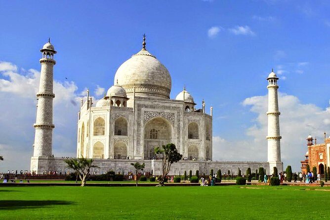 Private Day Trip to The Taj Mahal & Fatehpur Sikri from Jaipur - Private A/C transport from Jaipur: less stress, more seeing