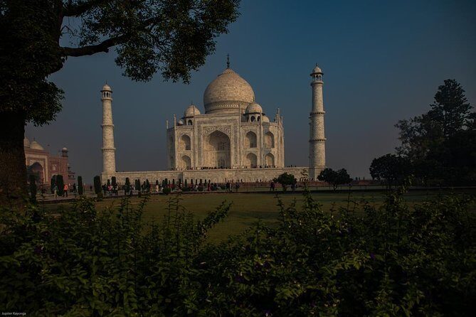Private Day Trip to The Taj Mahal & Fatehpur Sikri from Jaipur - Taj Mahal timing and practical dress rules for your two-hour window