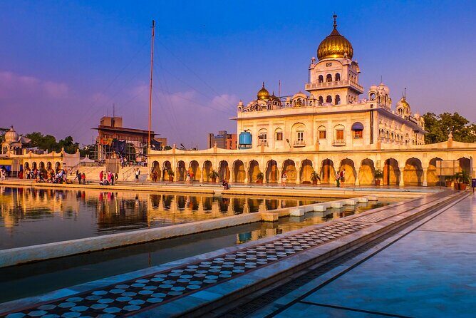 Private Delhi Spiritual and Temples Tour - Stop 2: Gurudwara Sis Ganj Sahib with Sikh worship context