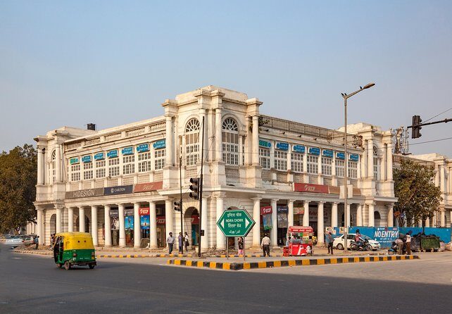 Private Delhi tour with Lotus Temple, ISKCON and Connaught Place with Dinner - Lotus Temple: a calm architecture stop that comes with crowds