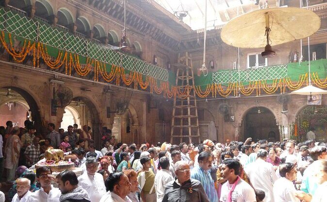 Private Exclusive Mathura & Vrindavan Tour from Agra (All-Inclusive) - Key things to know before you go