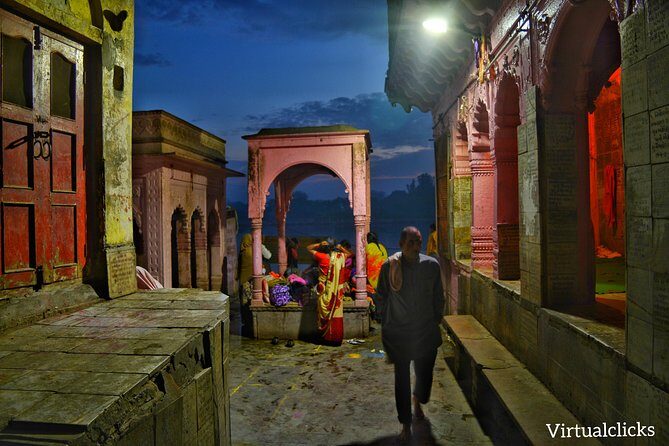 Private Exclusive Mathura & Vrindavan Tour from Agra (All-Inclusive) - Stop 6: Sri Sri Krishna Balaram Mandir (ISKCON Vrindavan)