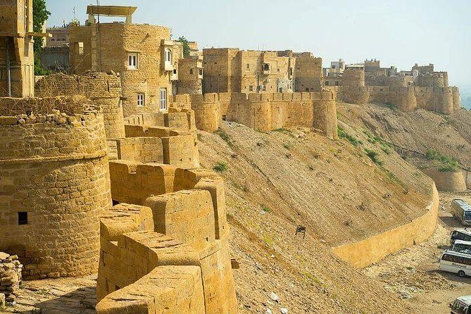 Private Full Day City Tour of Jaisalmer - Jaisalmer Fort: The Living Maze of Narrow Lanes and Golden Stone