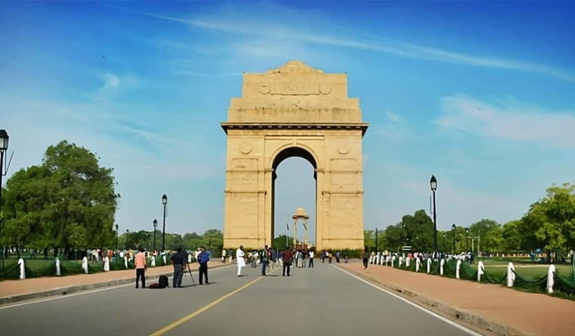 Private Full Day City Tour of Old and New Delhi Tour - Lunch at New Delhi: plan your energy