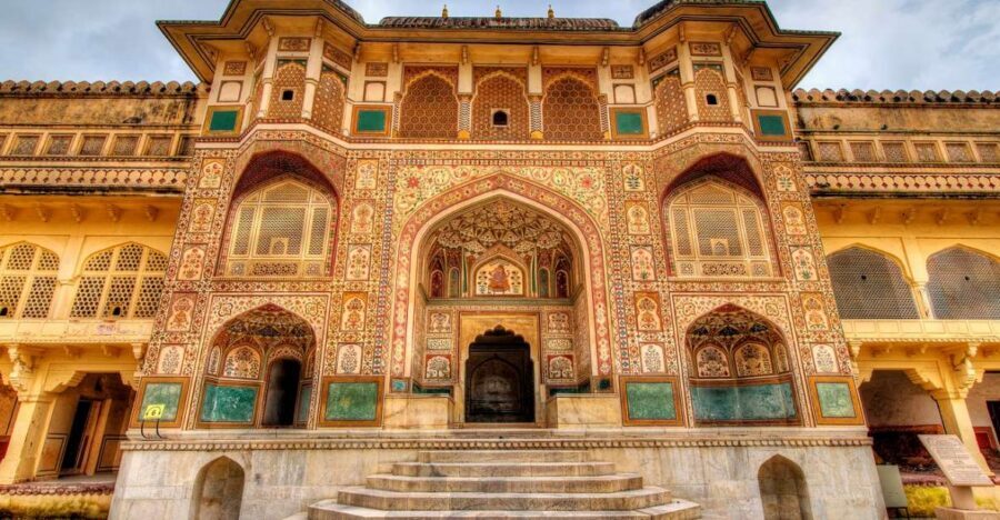 Private Full-Day Jaipur City Tour with Hotel Pick-Up & Drop - Panna Meena ka Kund stepwell: perfect symmetry for photos