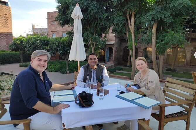 Private Full Day Jodhpur Sightseeing And Blue City Walking Tour With Guide - Temples and quiet corners: Shri Gangshyam Ji Maharaj Mandir