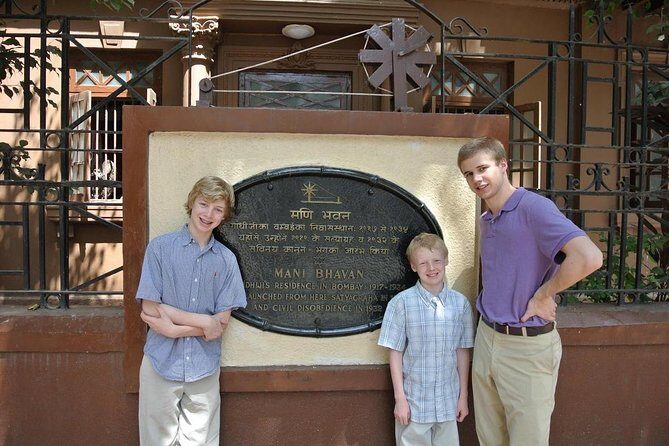 Private Full-Day Mumbai City Highlights with Markets Tour - Hanging Gardens on Malabar Hill: Short Stop, Real Views