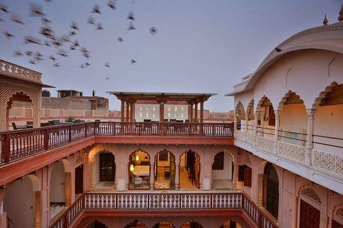 Private Full Day Old and New Delhi City Tour - Jama Masjid: the Mughal scale that hits fast