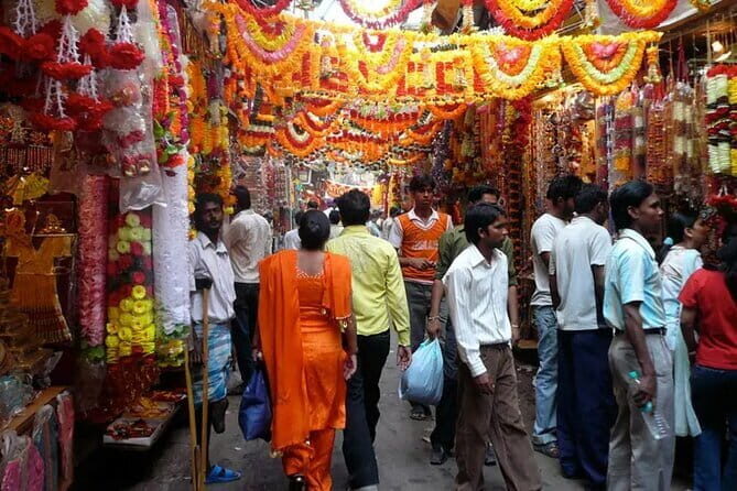Private Full Day Old and New Delhi City Tour - Chandni Chowk by cycle rickshaw: street-level Delhi, not a photo stop