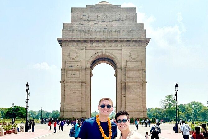 Private Full Day Old And New Delhi City Tuk Tuk Tour - Meeting your guide and getting the local angle