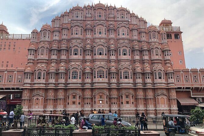 Private Full-Day Sightseeing Tour of Jaipur’s Heritage by Car - City Palace: the mixed-style royal center you can actually map