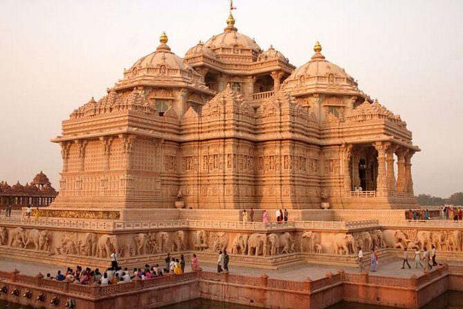 Private Full Day Temple Tour in Delhi - Swaminarayan Akshardham: carvings, artisans, and why you get two hours