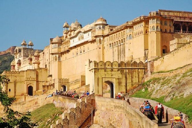 Private Full Day Tour of Jaipur - Hawa Mahal’s Wind-Breathing Facade: 45 Minutes of Pure Photo Geometry