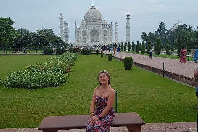 Private Full Day Tour of Taj Mahal Agra Fort & Baby Taj from Agra - Agra Fort: red-stone power and Taj views from inside