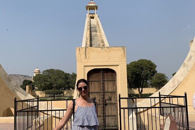 Private Guided City Tour of Jaipur - Jal Mahal: postcard views with a quick stop