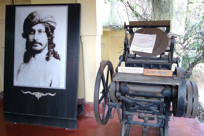 Private Guided Day Trip to Santiniketan from Kolkata (Calcutta) - Visva-Bharati University: UNESCO sites made simple