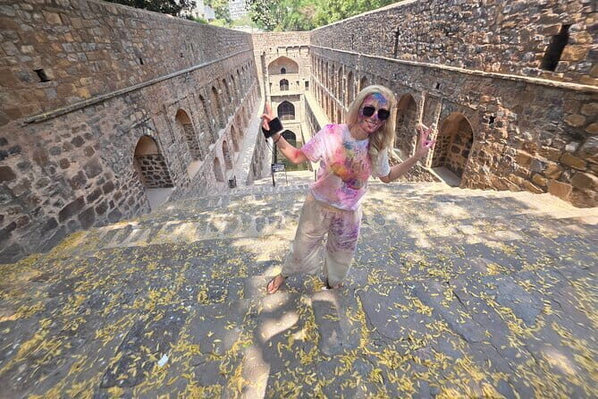 Private Guided Full Day Tour Of Old And New Delhi - Starting point in Old Delhi: Sunehri Masjid and easy meeting flow