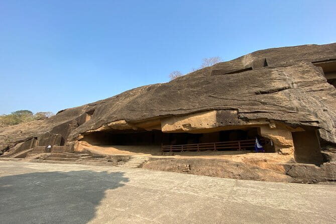 Private Guided Tour in Kanheri Cave with Transfers - Kanheri Caves: what you’ll see in the rock-cut halls