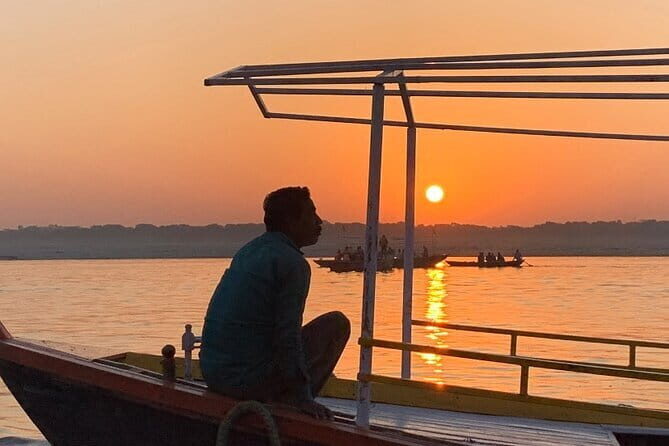 Private Guided Walking Tour in Varanasi - Rani Laxmibai Janmsthali: where Indian courage enters the story