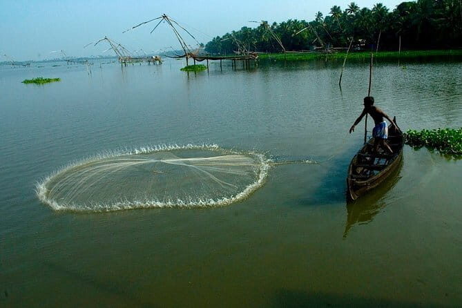 Private Houseboat Backwater Day Cruise tour with Lunch from Cochin - Why this Kochi backwaters day feels right for short stays
