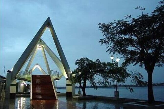 Private Houseboat Backwater Day Cruise tour with Lunch from Cochin - Price and value: does $125.51 per person make sense?