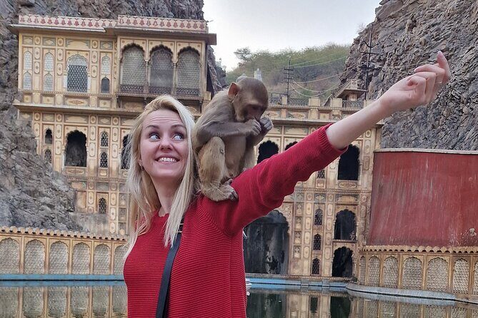 Private Jaipur Half-Day: Amber Fort, Stepwell, Jal Mahal & Gaitor - Hawa Mahal, Jantar Mantar, and City Palace: downtown Jaipur in one sweep