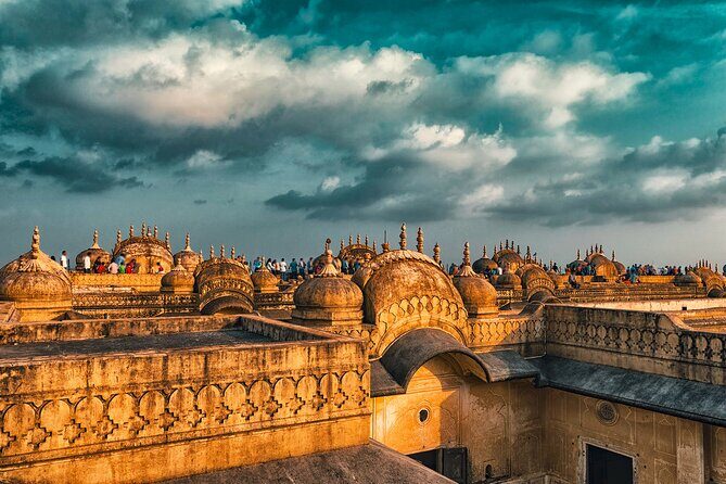 Private Jaipur Night Tour with Nahargarh Sunset Views - Stop 5: Albert Hall Museum’s evening glow