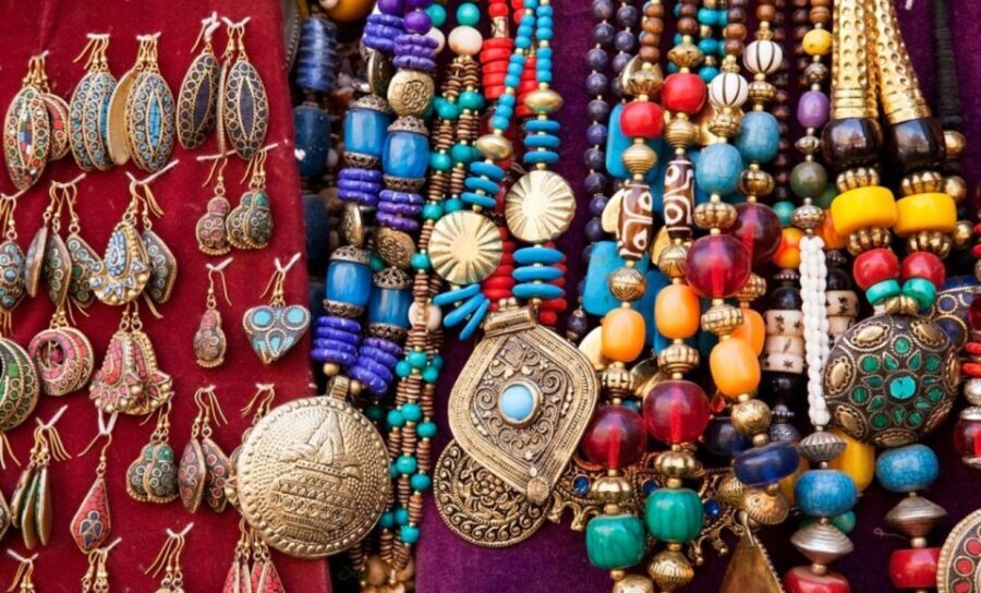 Private: Jaipur Shopping Tour with Pickup - The guide makes or breaks shopping: how the tour helps with pressure