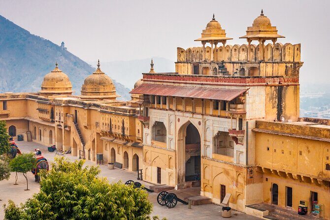 Private Jaipur Sightseeing Day Trip from Delhi - Amber Fort: your first big wow (and where to focus)